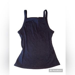 Black square high neck tank top